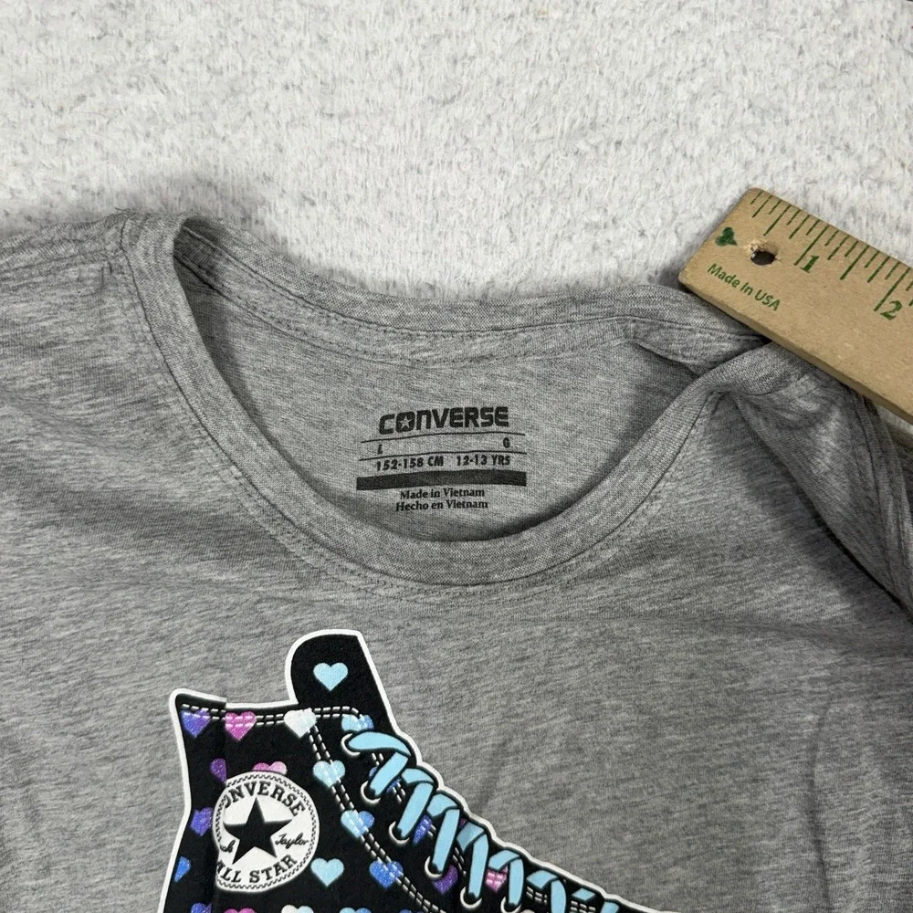 Converse All Star Graphic T-Shirt-Gray Heather Youth Sz L-Heart Chuck TaylorShoe